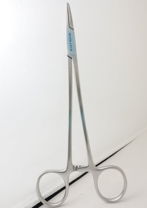 Suture Holder, Serrated for better control