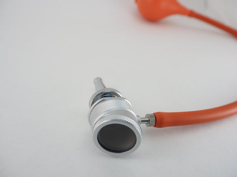 This is a close up of the connected of item #6.07.11 is a Rubber Bulb and tubing for use with BEAR-ENT Diagnostic Bruening Head Lens