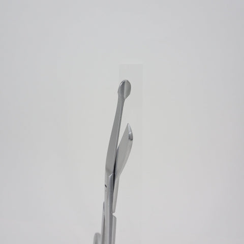 Lister Bandage Scissors close up of tip
