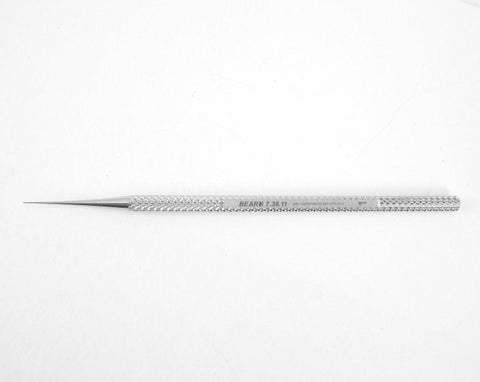 Wilder Lacrimal Dilator, No.1 (26mm) features a ridged handle for improved handling. It is crafted in Germany from premium German Stainless steel, with item # 7.38.11.